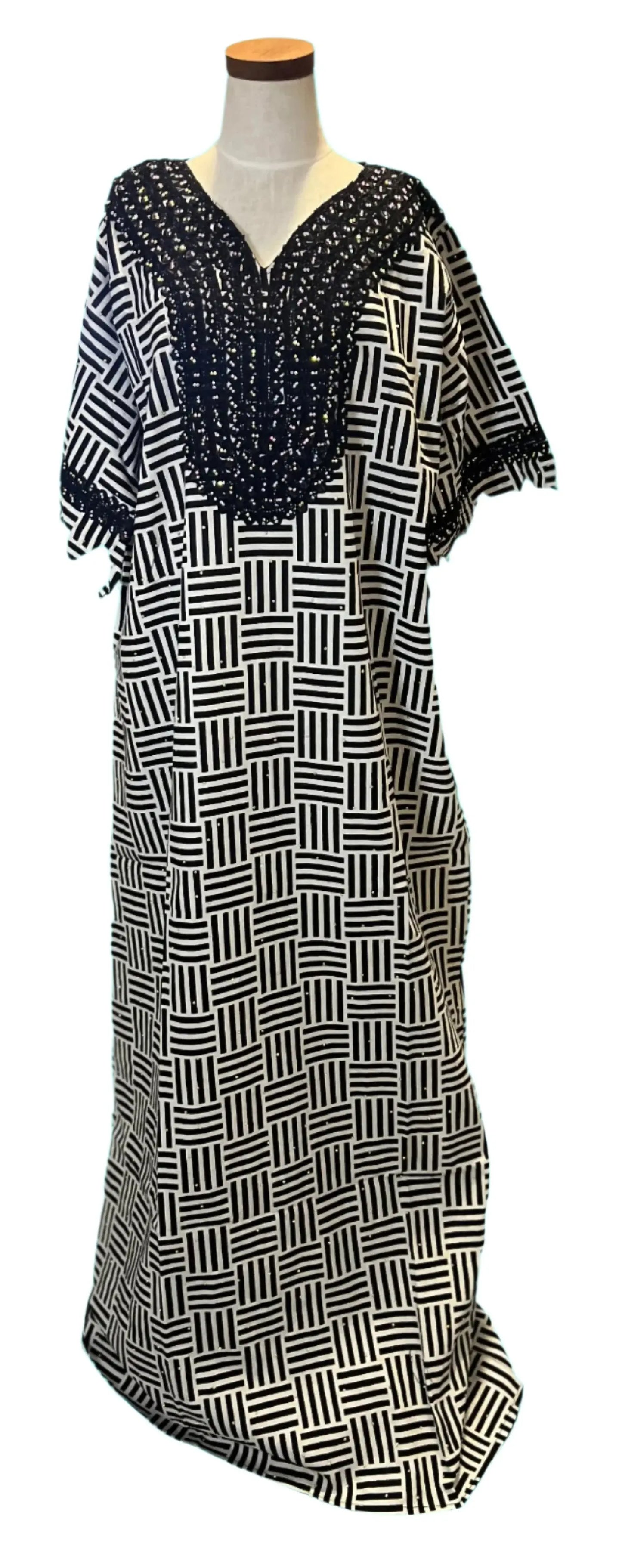 Ankara Dress with Trimmings Afro American Outfits