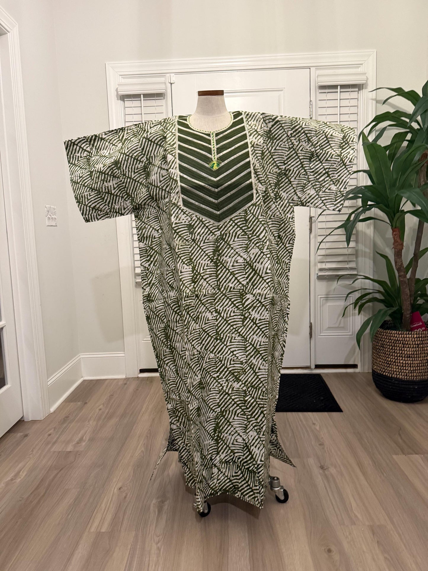 African Women Embroidered Brocade Batik/Adire Print Kaftan/Bubu