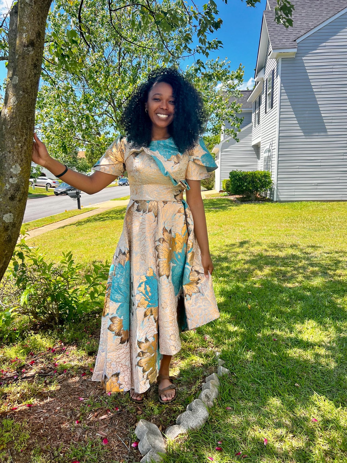 Luxury Damask Brocade  kiss Sleeves Floral Dress