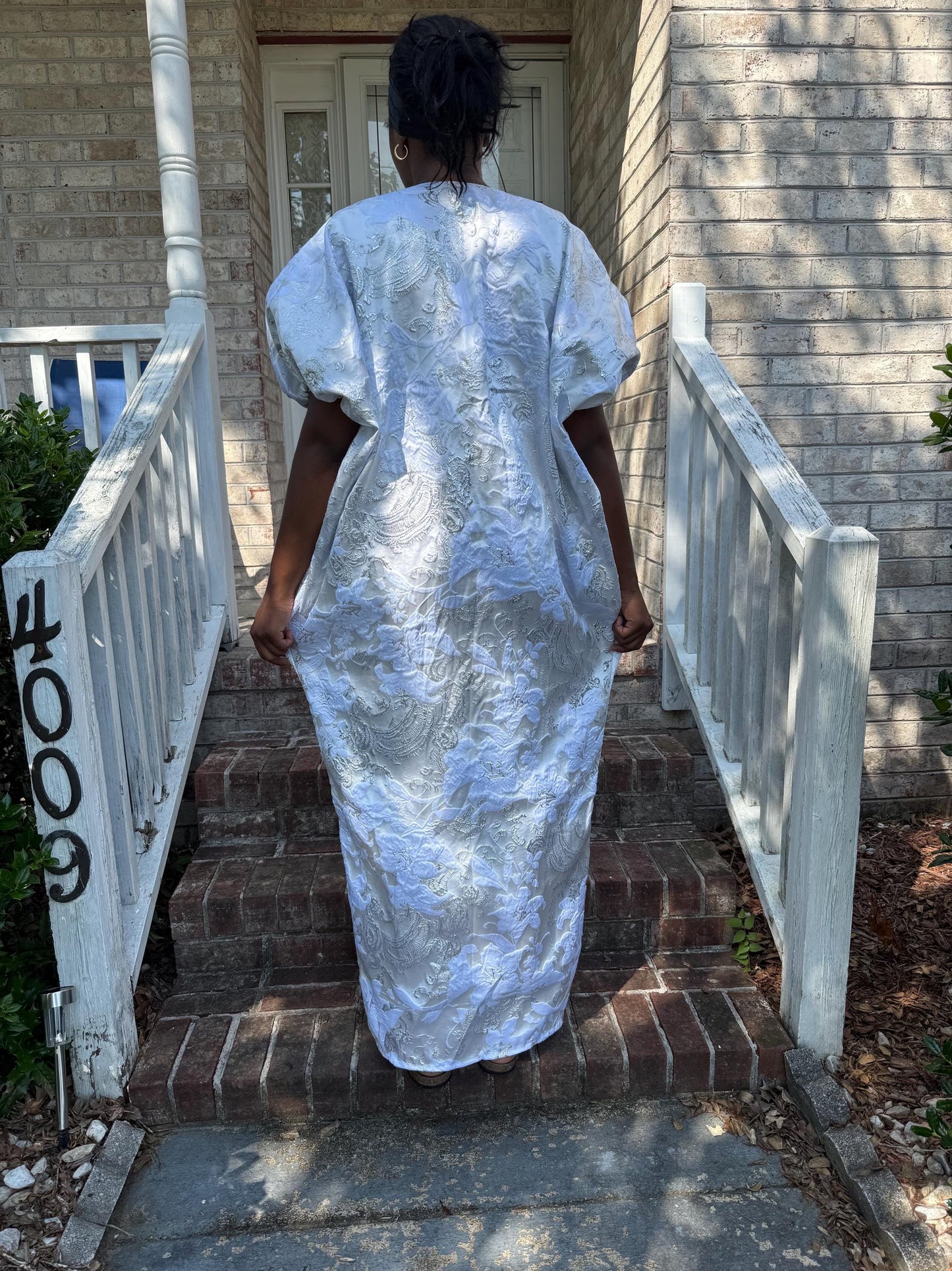 Luxury White African Damask Brocade Bubu/Boubou Maxi Dress